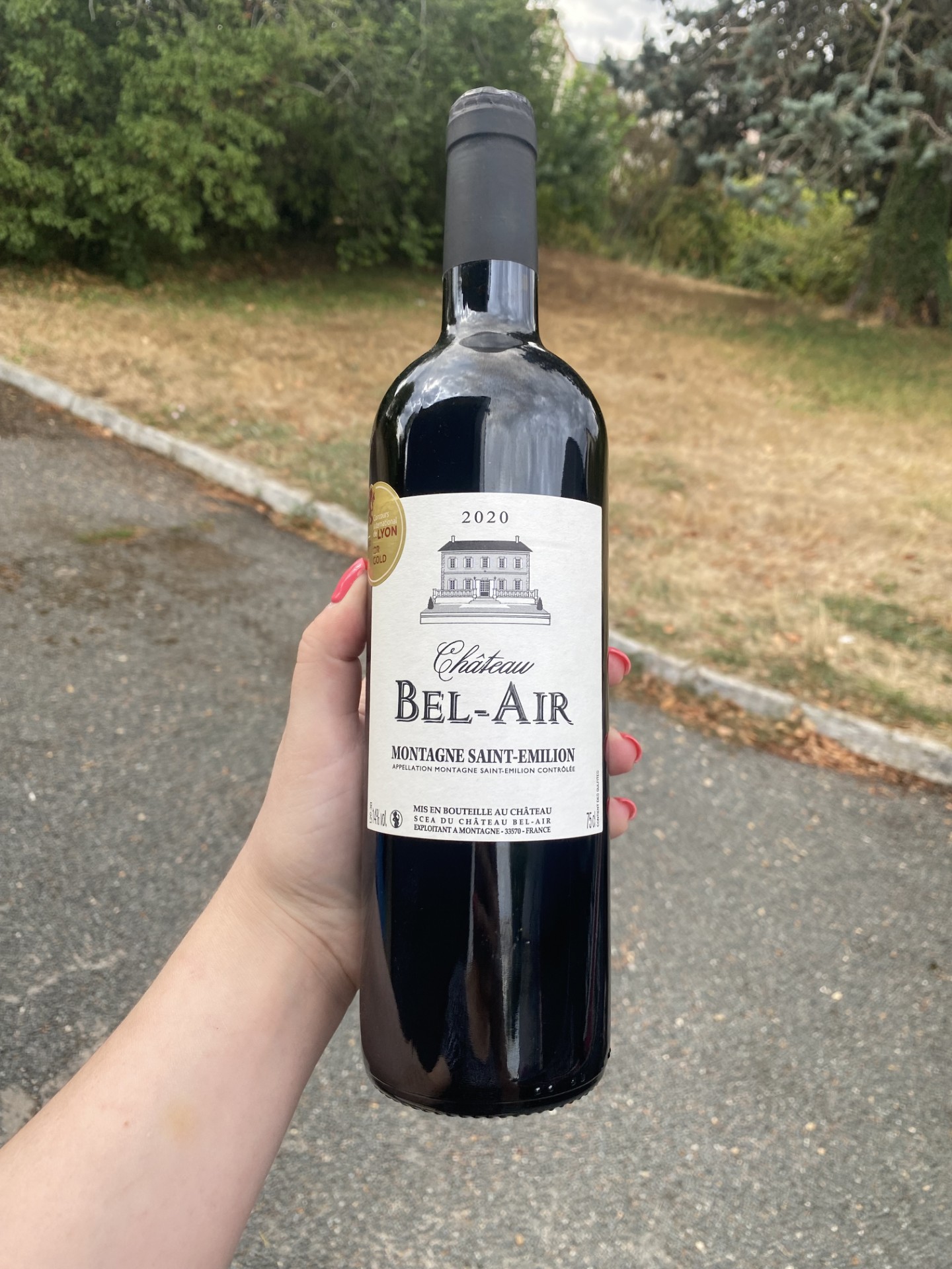 AOP MONTAGNE SAINT EMILION CHATEAU BEL AIR ROUGE