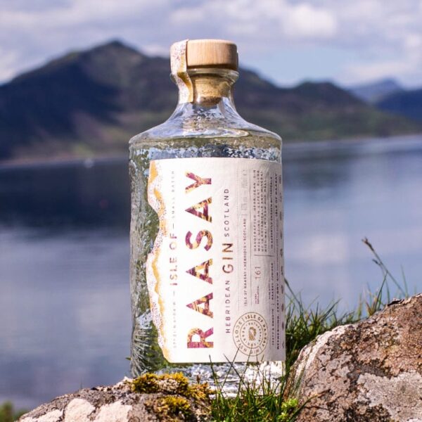 GIN ECOSSE - ISLE OF RAASAY